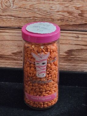 Pink Zebra "Apple Chai" Scent Wax Melts